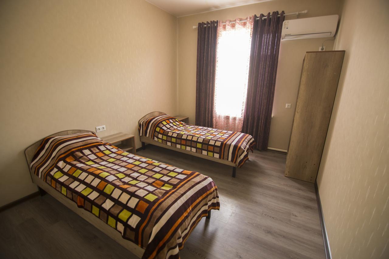 أوش Hostel Esal المظهر الخارجي الصورة