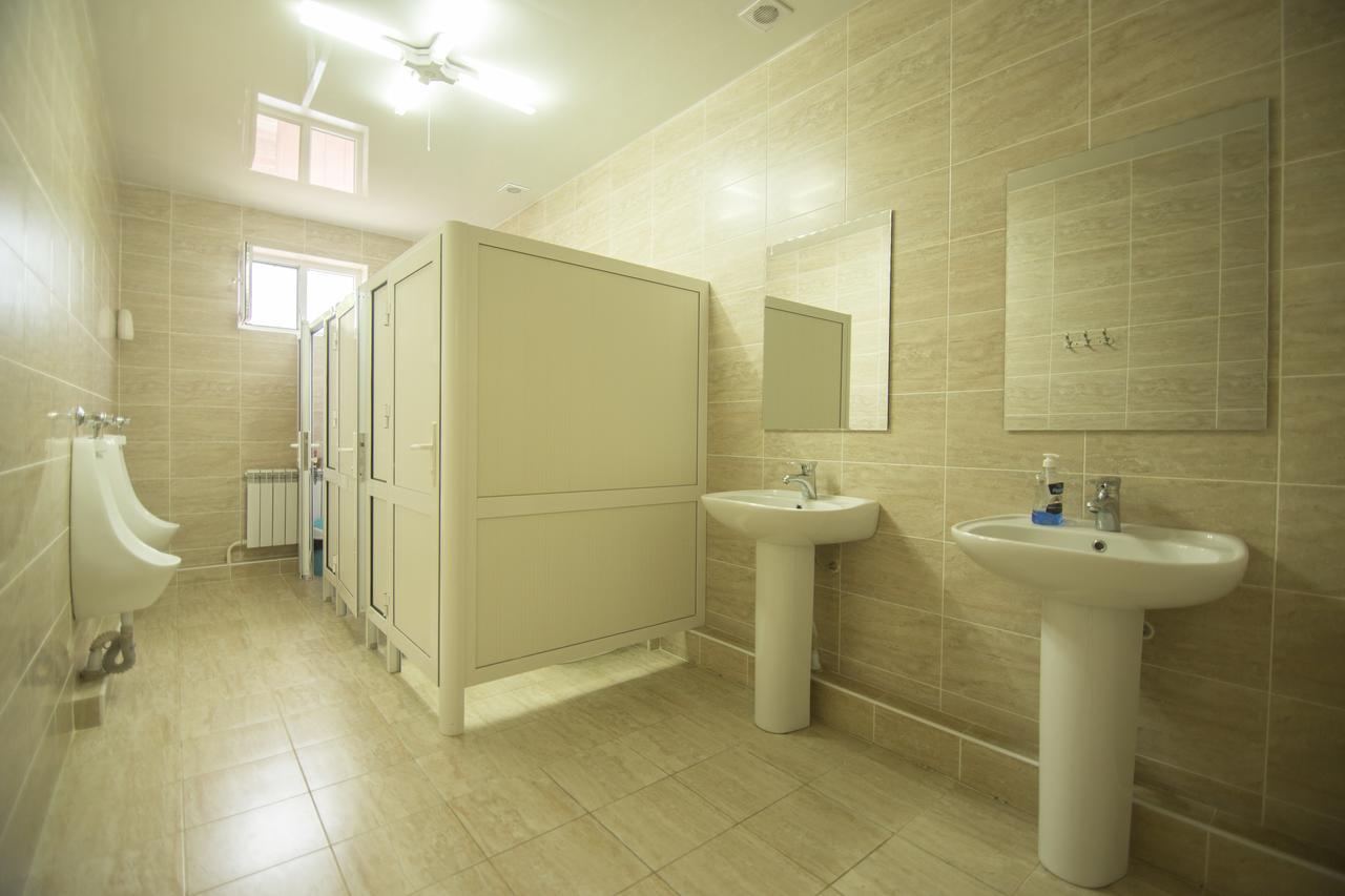 أوش Hostel Esal المظهر الخارجي الصورة