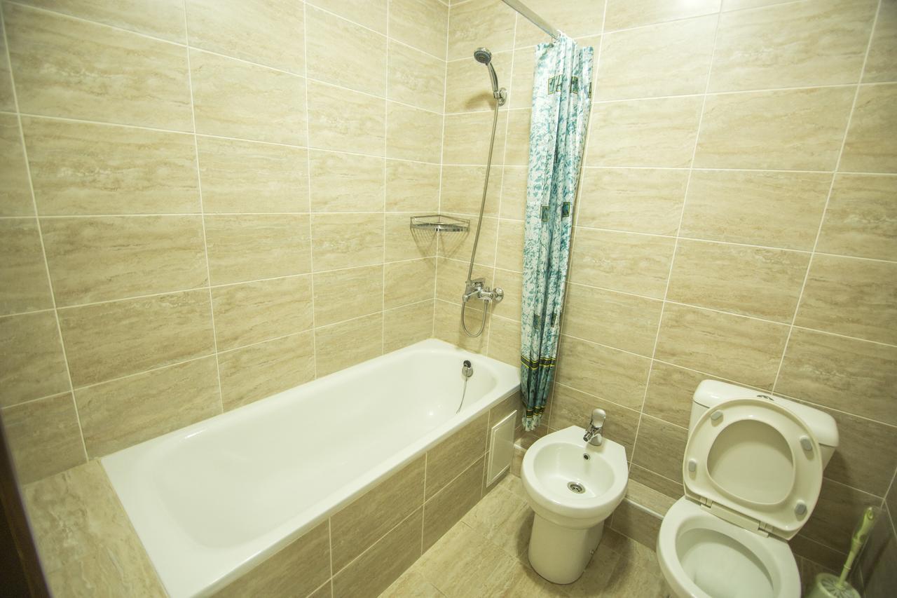 أوش Hostel Esal المظهر الخارجي الصورة