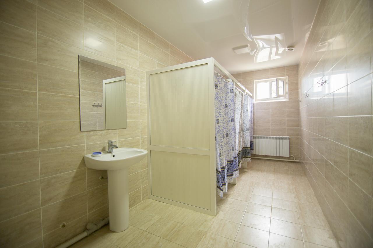 أوش Hostel Esal المظهر الخارجي الصورة