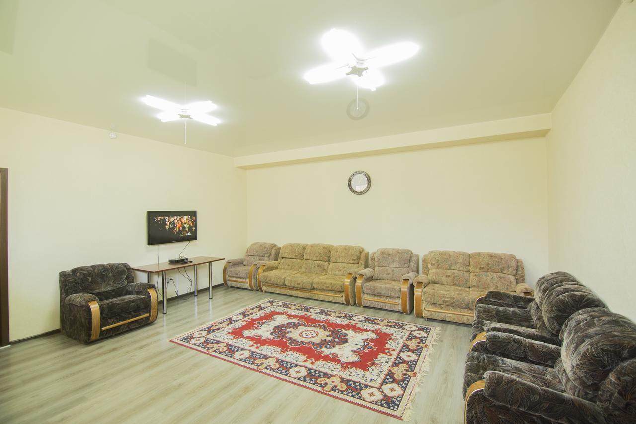 أوش Hostel Esal المظهر الخارجي الصورة
